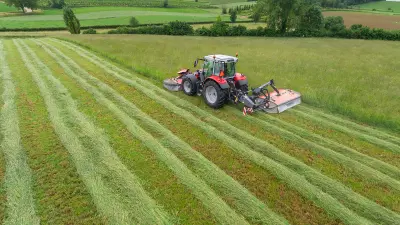 PZ 3015 drum mower at work