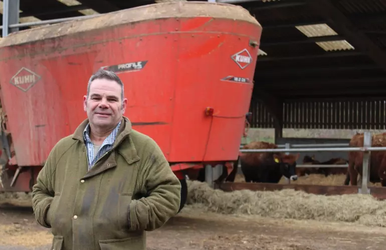profile-plus-testimonial-redmore-feeder-wagon-mixing-4